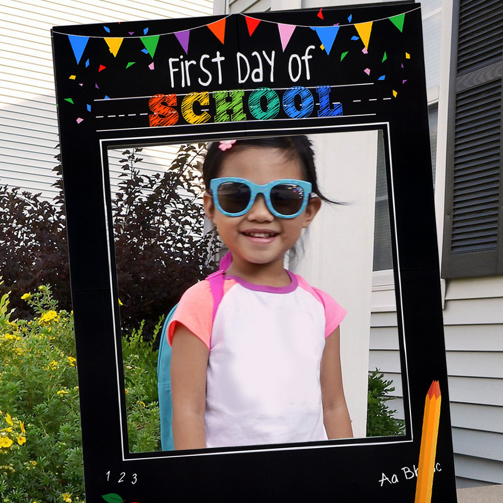 Photo Booth Frame - กรอบกระดาษสำหรับถ่ายรูป ฉากหลังสีสันสดใสสำหรับโรงเรียน กรอบบูธถ่ายรูป ฉากหลังห้องเรียน ของชำร่วยงานปาร์ตี้โรงเรียน